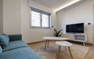 TH Apartments